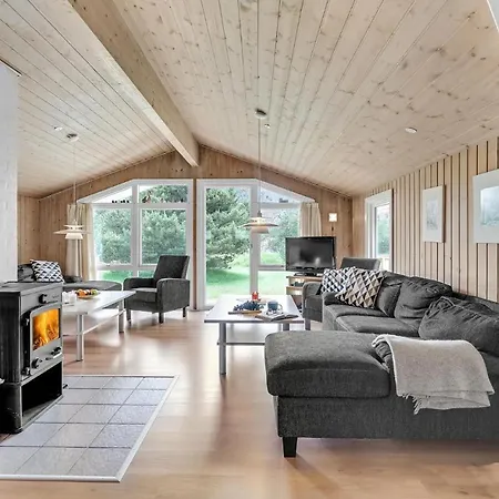 Holiday home Beautiful In With Sauna